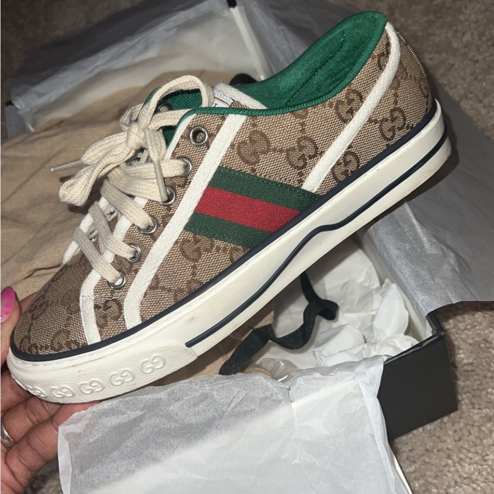 Gucci sneakers